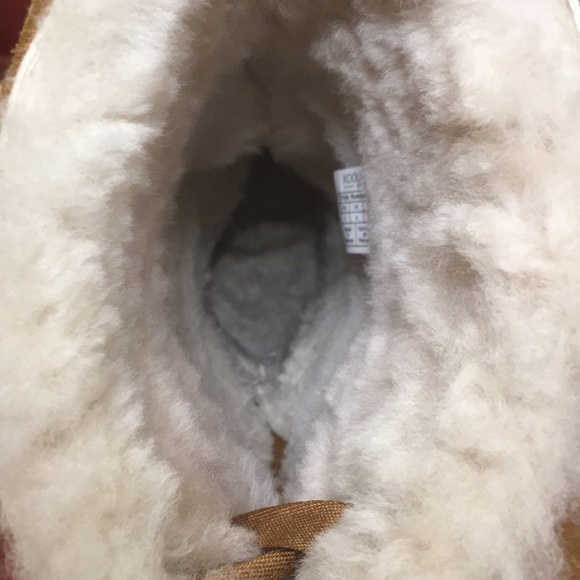 Koolaburra by Ugg Boots - Picture 12 of 15
